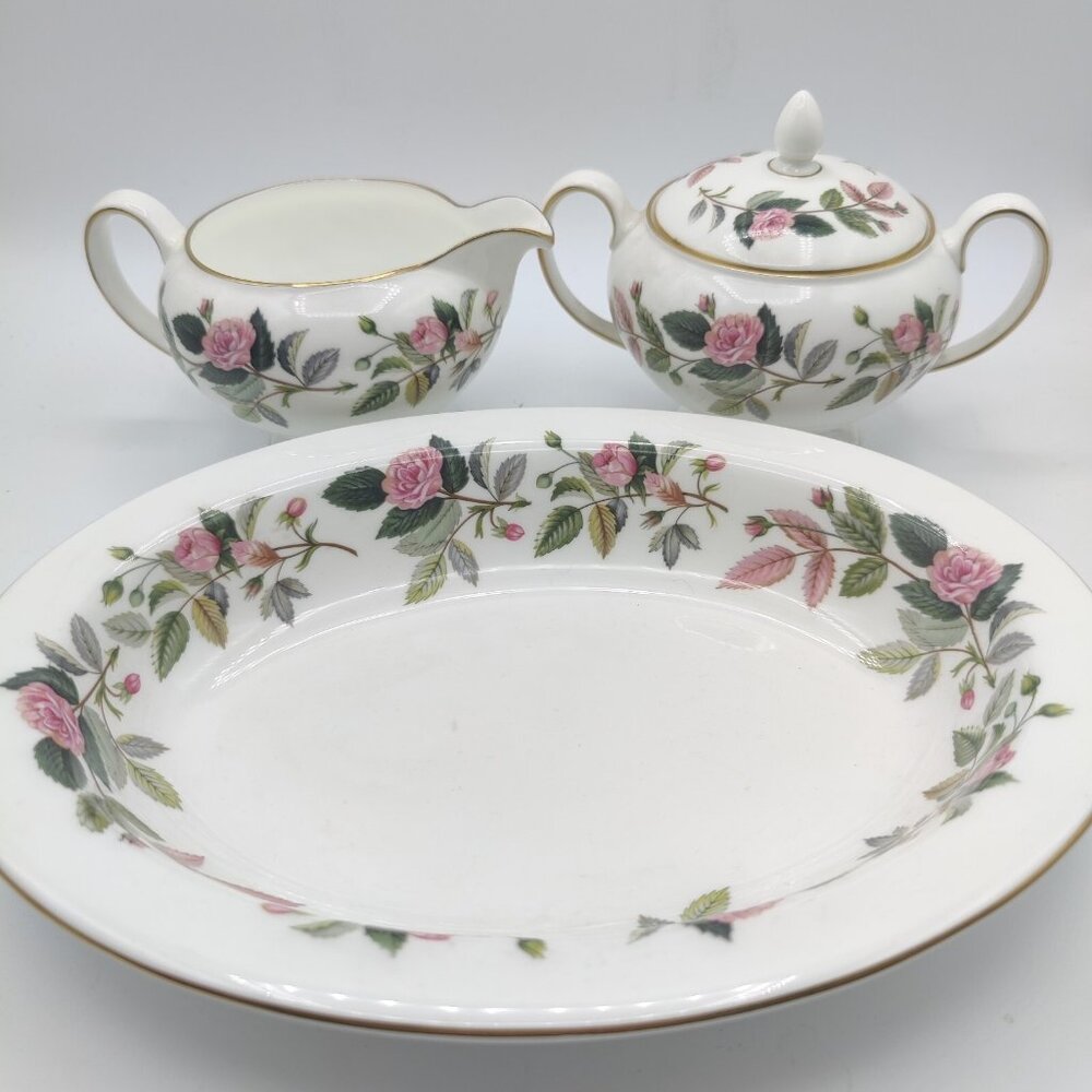 Wedgwood Hathaway Rose Bone China Tea Set Platter Creamer Sugar England